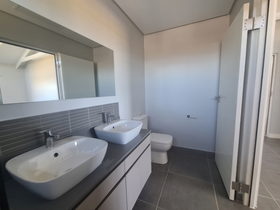 3 Bedroom Property for Sale in Hartland Lifestyle Estate Western Cape